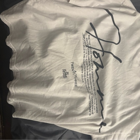 None Other - White Graphic T-Shirt